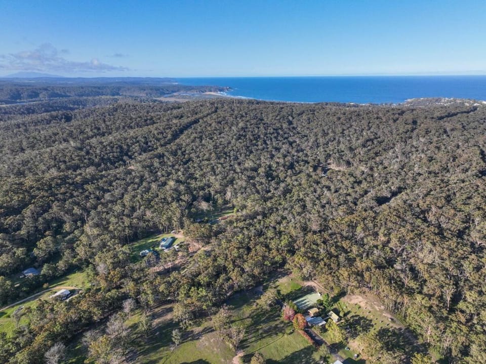 Property building, Nearby landmark, Natural landscape, Bird's eye view, Sea view