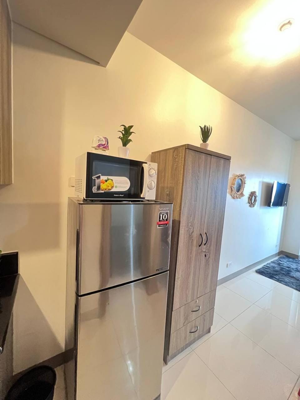 UNISTAY Coast Res R31 w Bal Sunset Vw Worldtrade Apartment in Pasay