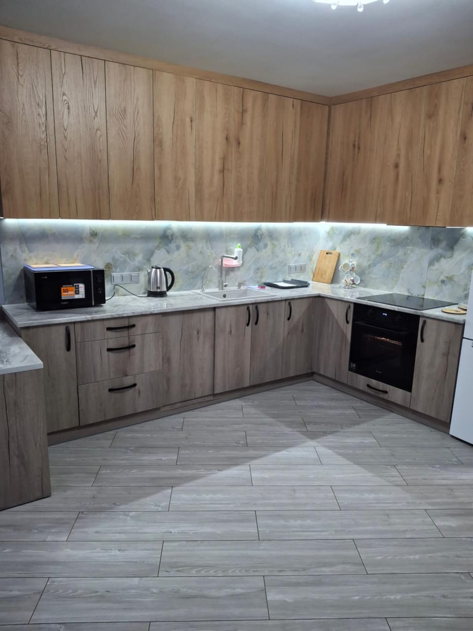 Kitchen or kitchenette, pet friendly, stove