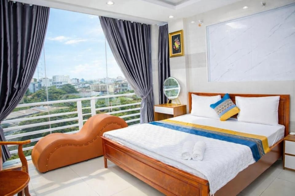 Bed, View (from property/room), Bedroom