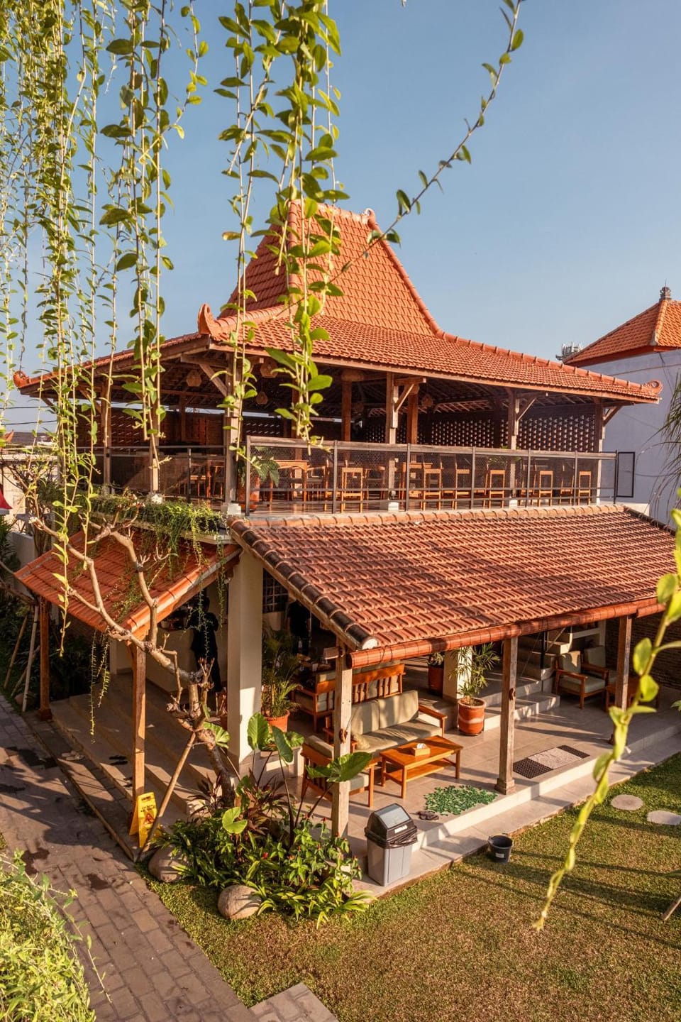 Property building, Restaurant/places to eat, Day, Garden, View (from property/room), Balcony/Terrace, Garden view