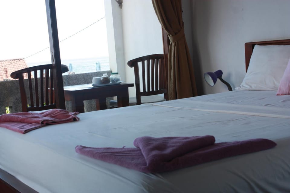 Sony Home Stay Bed and Breakfast in Abang