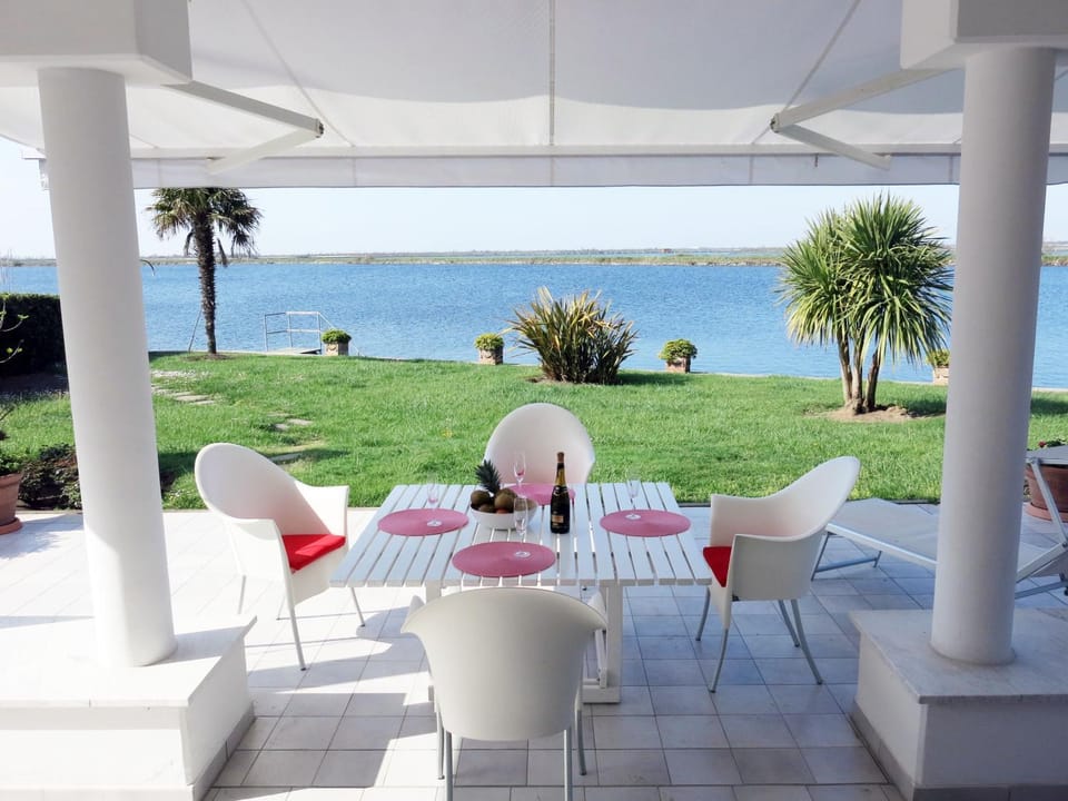 Estate Villa in Isola Albarella