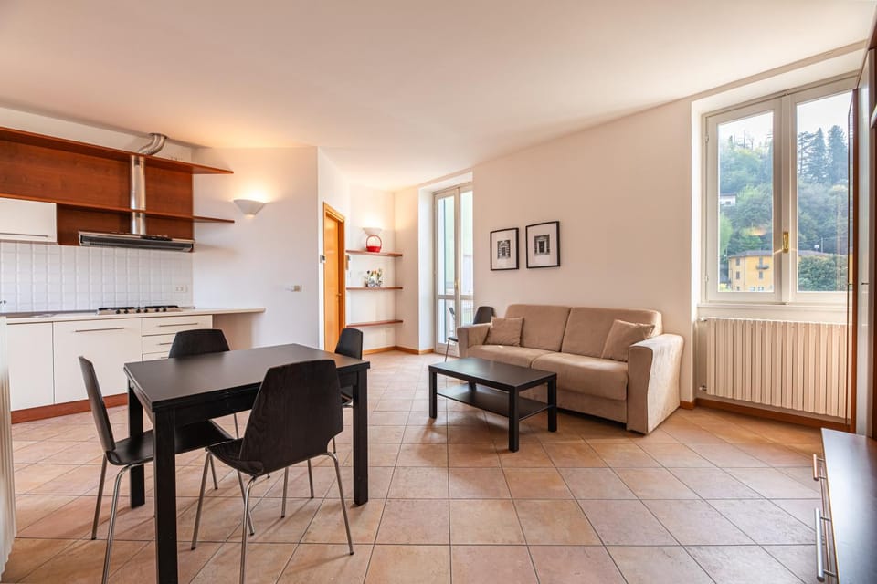 Kitchen or kitchenette, Living room, Dining area