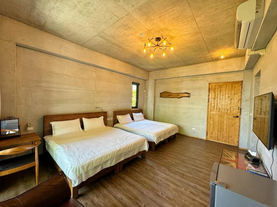 TV and multimedia, Photo of the whole room, Bedroom, air conditioner