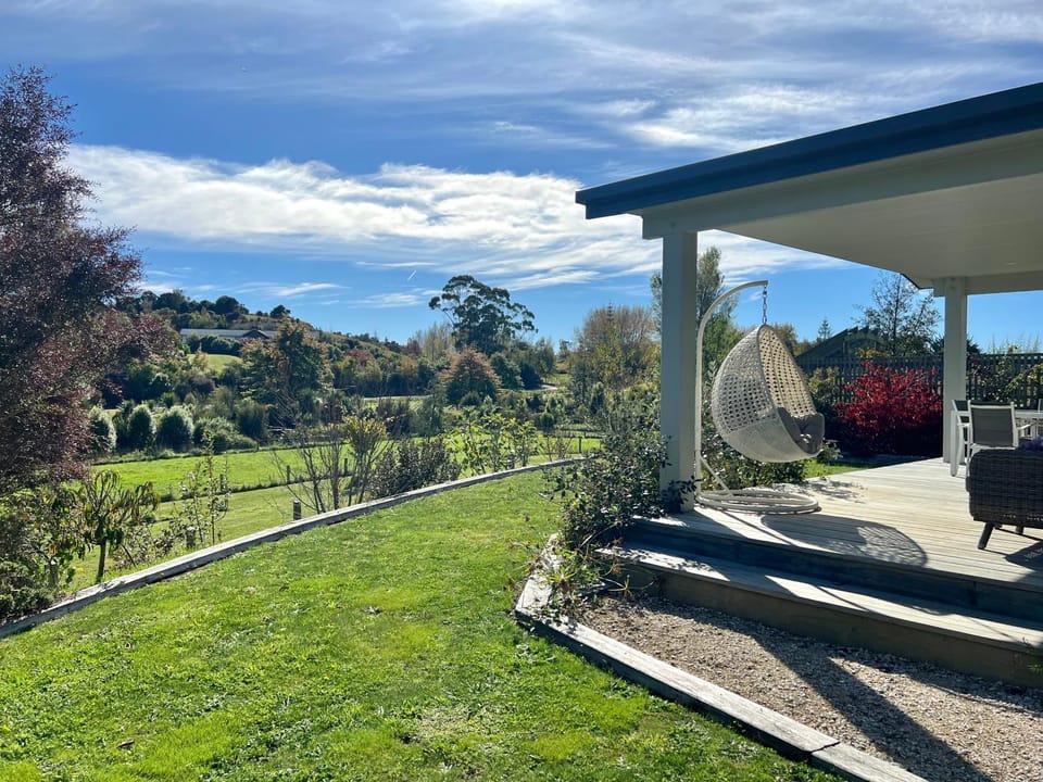 Honey Cottage - a cosy cottage in idyllic Tasman Region House in Tasman District, Tasman, New Zealand