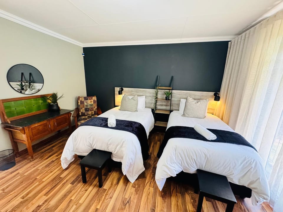 34 Saligna st - 6 Guests Self Catering Bed and Breakfast in South Africa