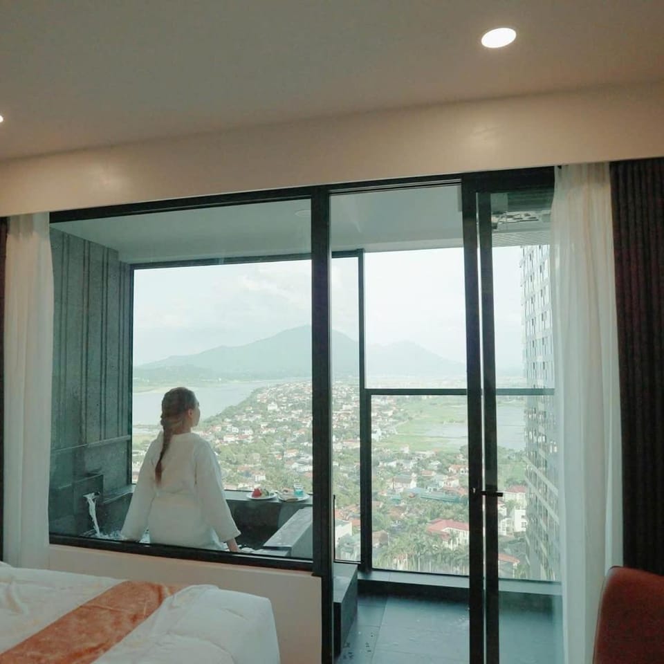 Wyndham Lynn Time Thanh Thủy - Ks 35 Tầng Apartment hotel in Vietnam