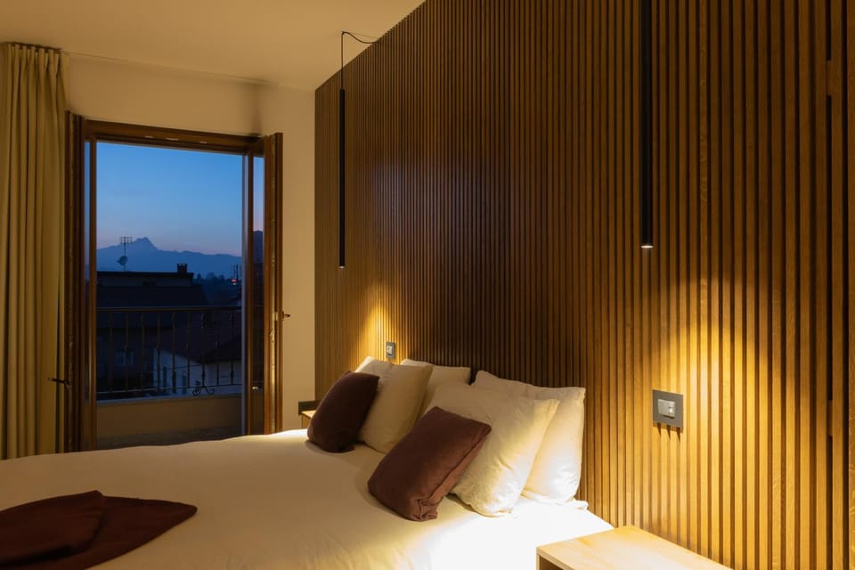 Bed, View (from property/room), Bedroom