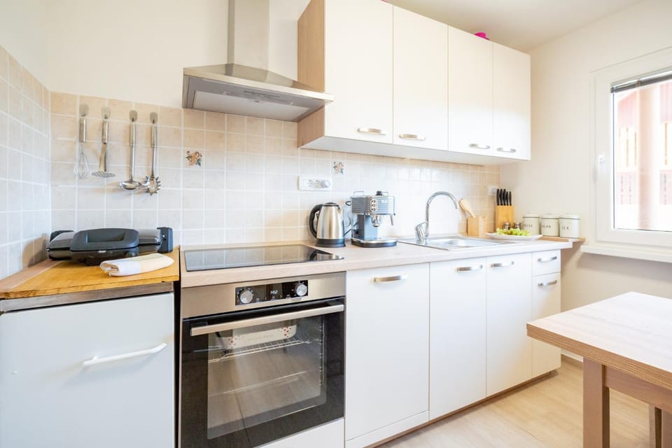 Coffee/tea facilities, Kitchen or kitchenette, toaster