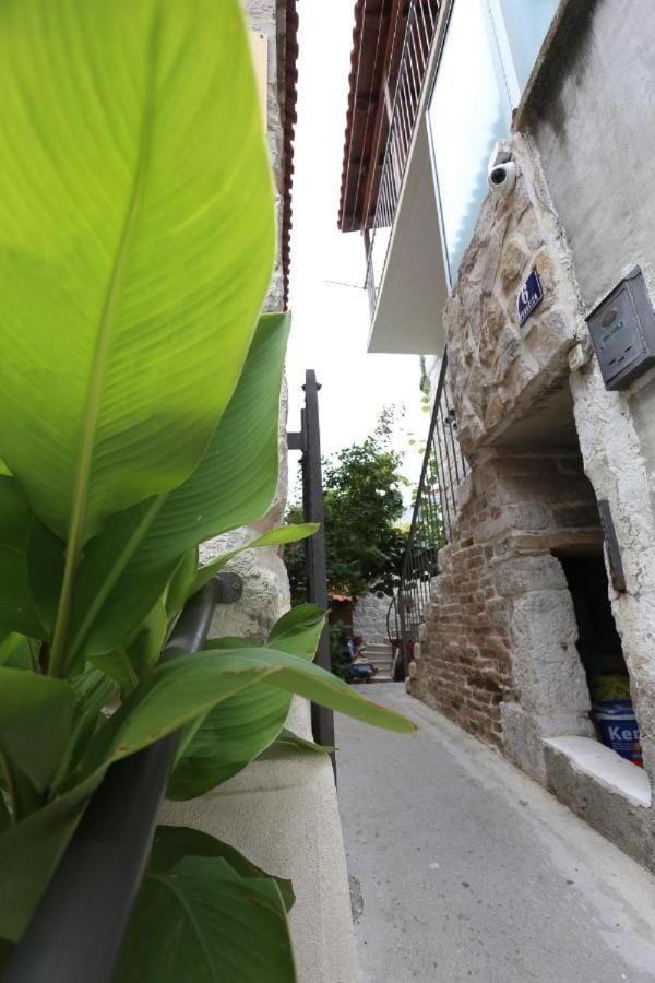 Nikolla 5 Apartment in Split