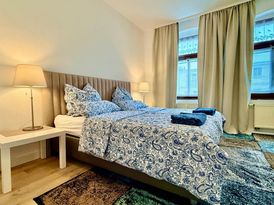 Ferienwohnung BERNIUS 6 Personen 3 Zimmer 90 qm Apartment in Halle Saale