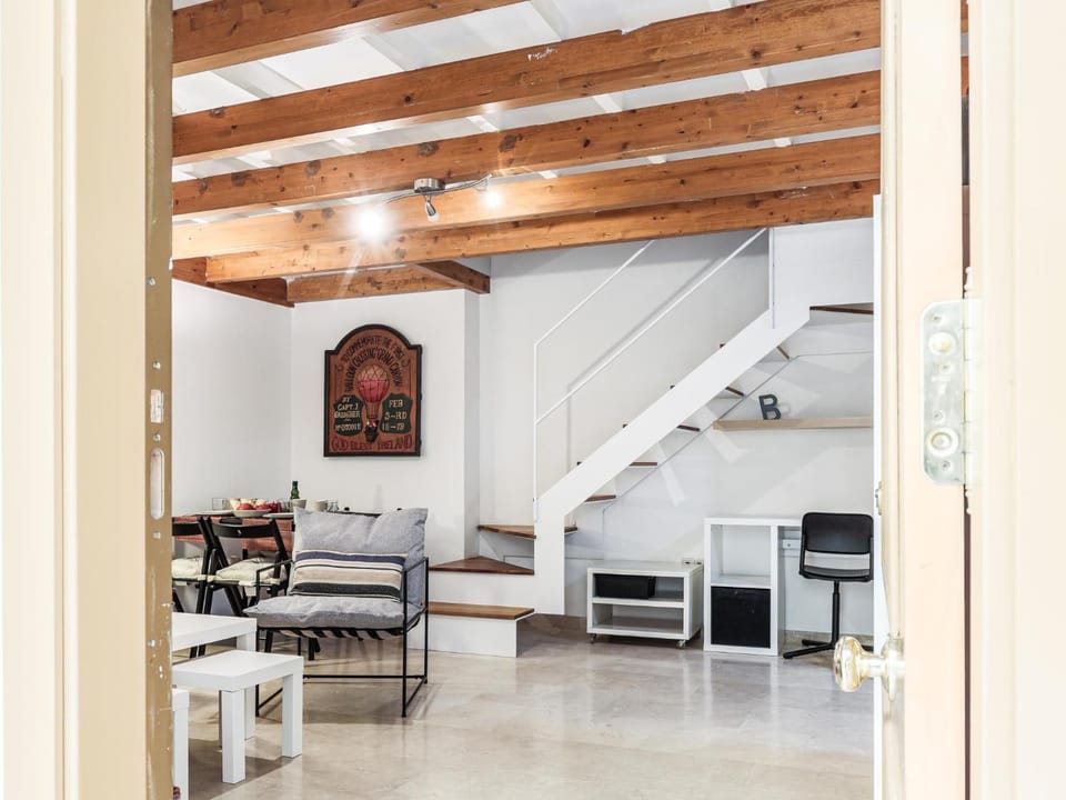Bonito apt duplex 2 hab 2 baños Apartment in Seville