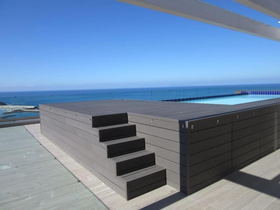 Pool view, Swimming pool