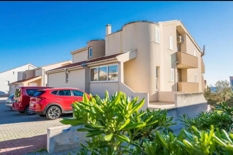 Apartments Yellowstone Novalja Apartment in Novalja