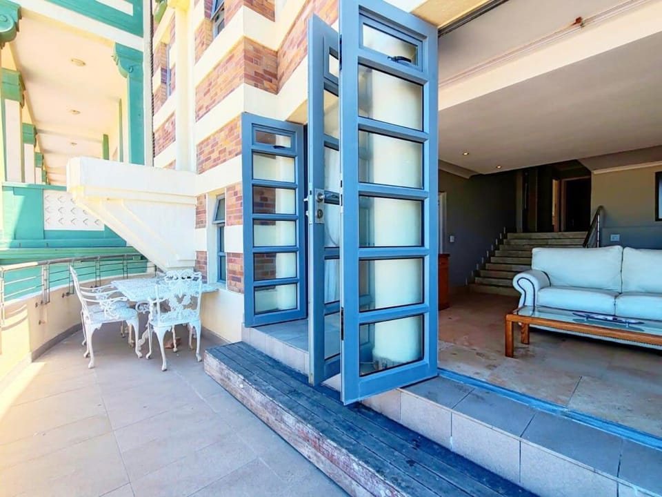 Balcony/Terrace, Living room