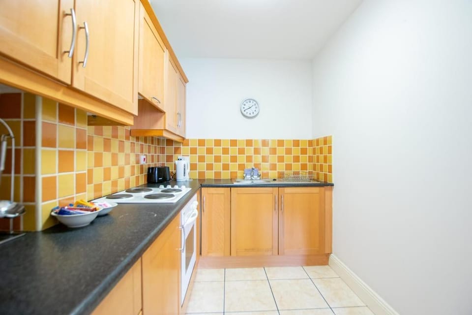 29 - 2 Bed Apartment by Shortstays Apartment in Galway