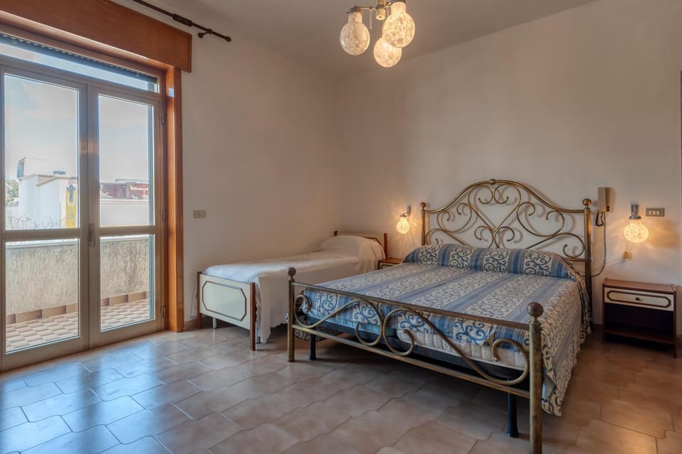 Property building, Living room, Bedroom