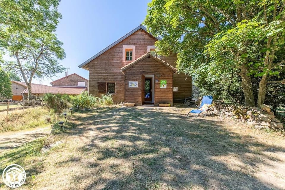 Property building, Spring, Garden