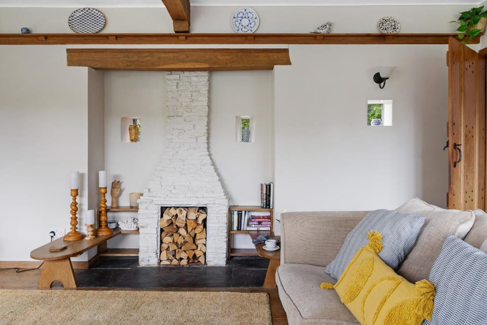 Communal lounge/ TV room, Living room