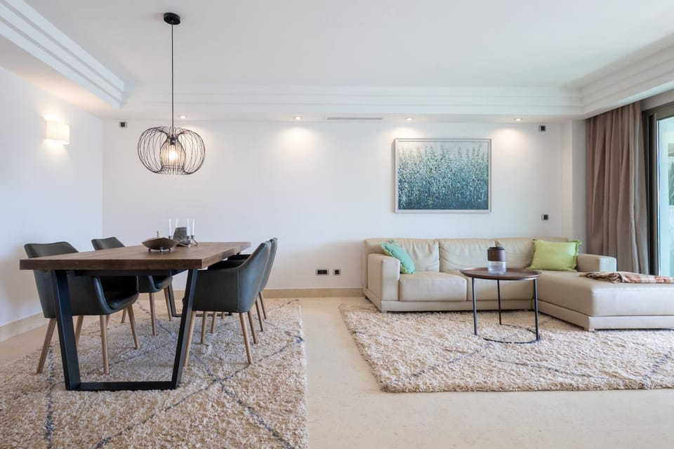 Living room, Seating area, Dining area