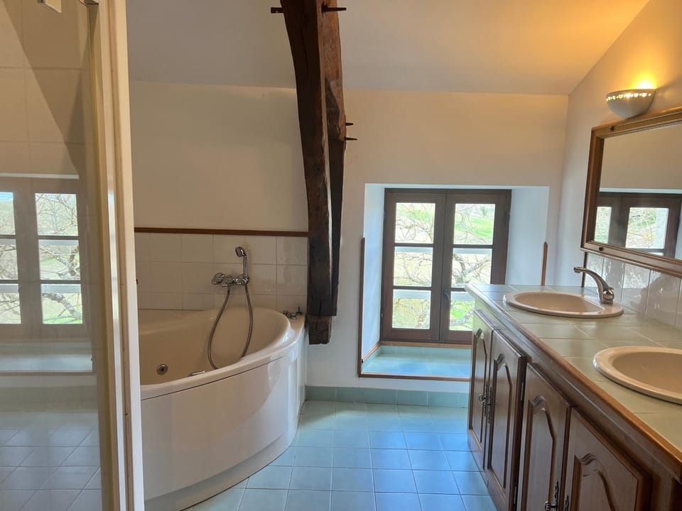 Bathroom, Bath