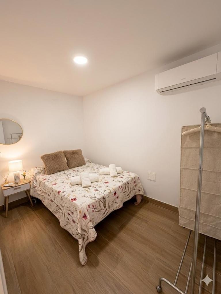 Bed, Photo of the whole room, Bedroom, towels, wardrobe, air conditioner