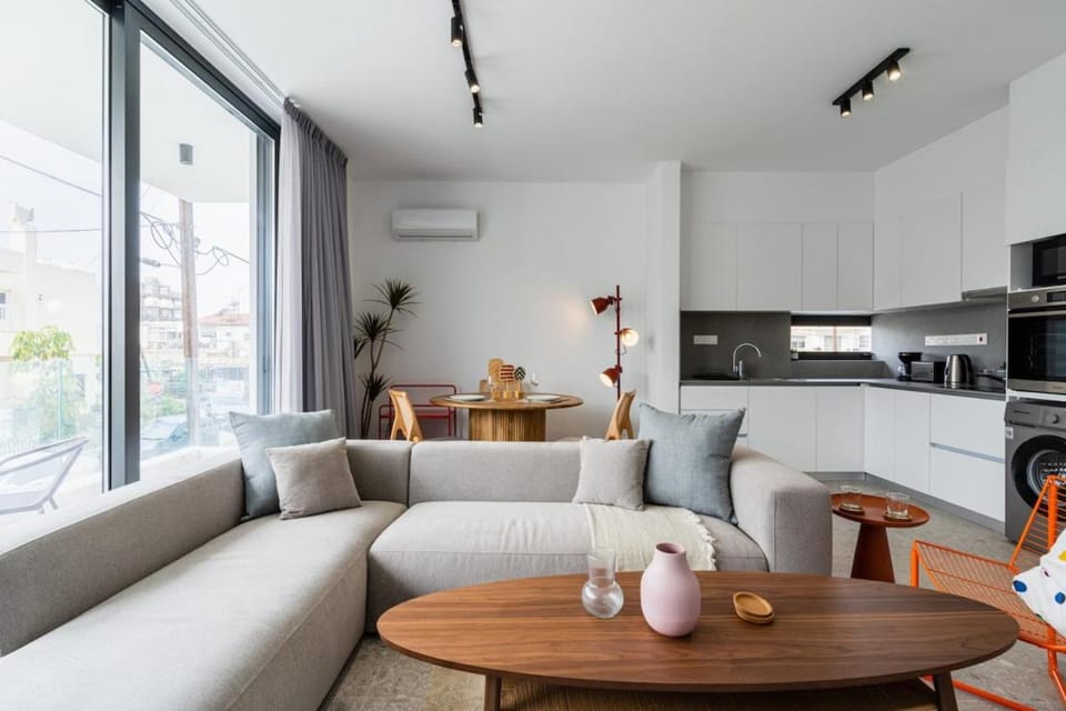 Kitchen or kitchenette, Living room, Seating area, Dining area, Quiet street view