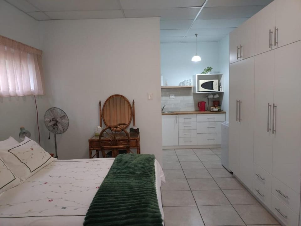 Kitchen or kitchenette, Bedroom, wardrobe