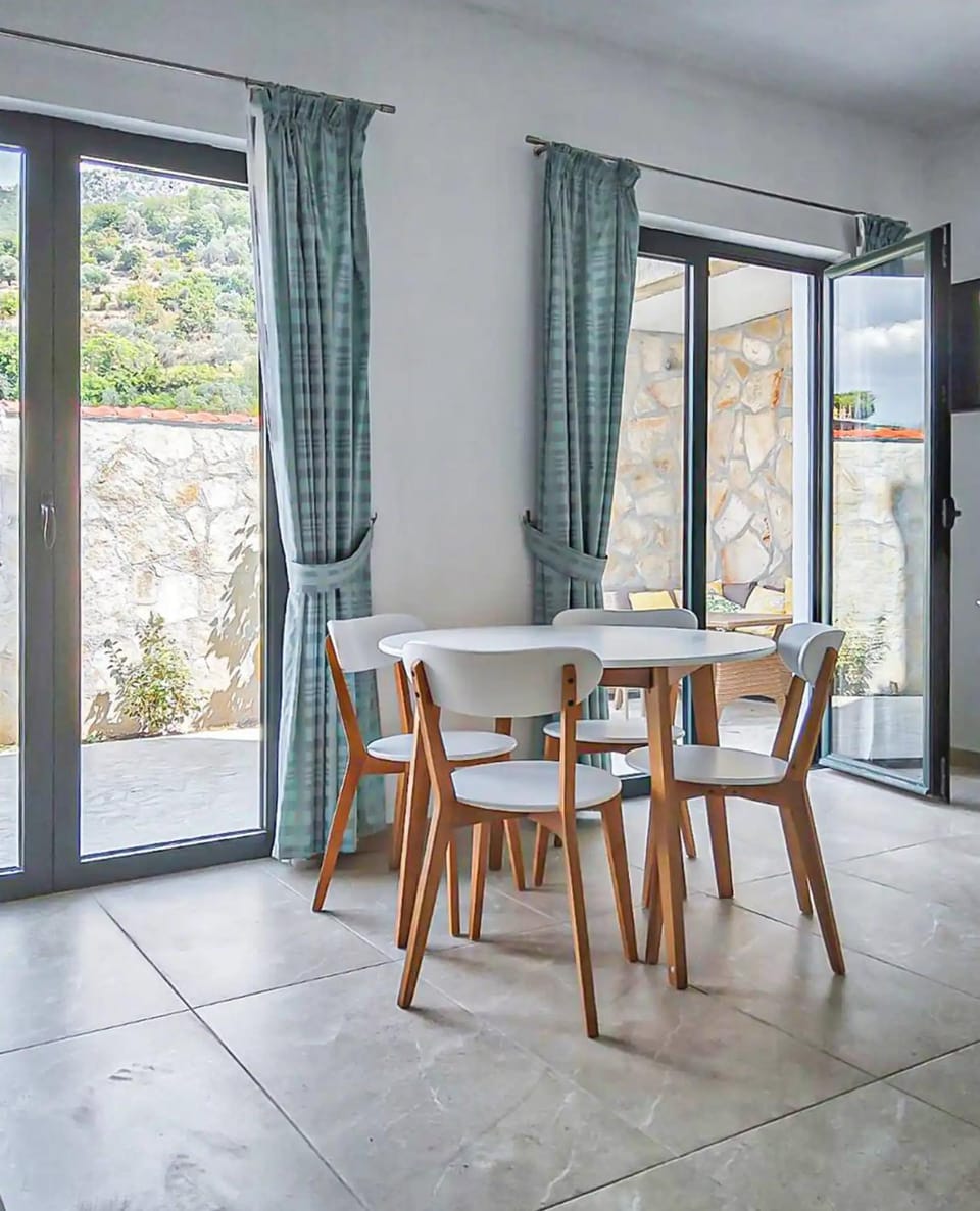 Apartmani Natal Apartment in Kotor Municipality