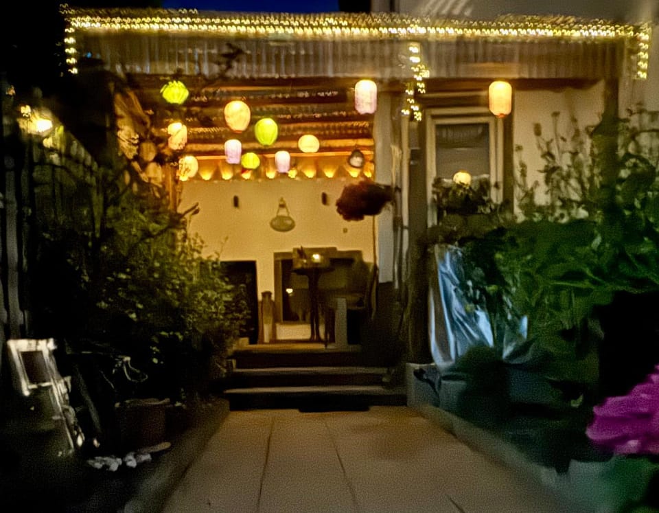 Facade/entrance, Night