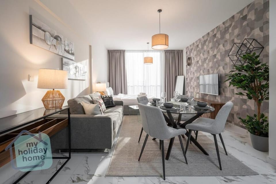 TV and multimedia, Living room, Dining area