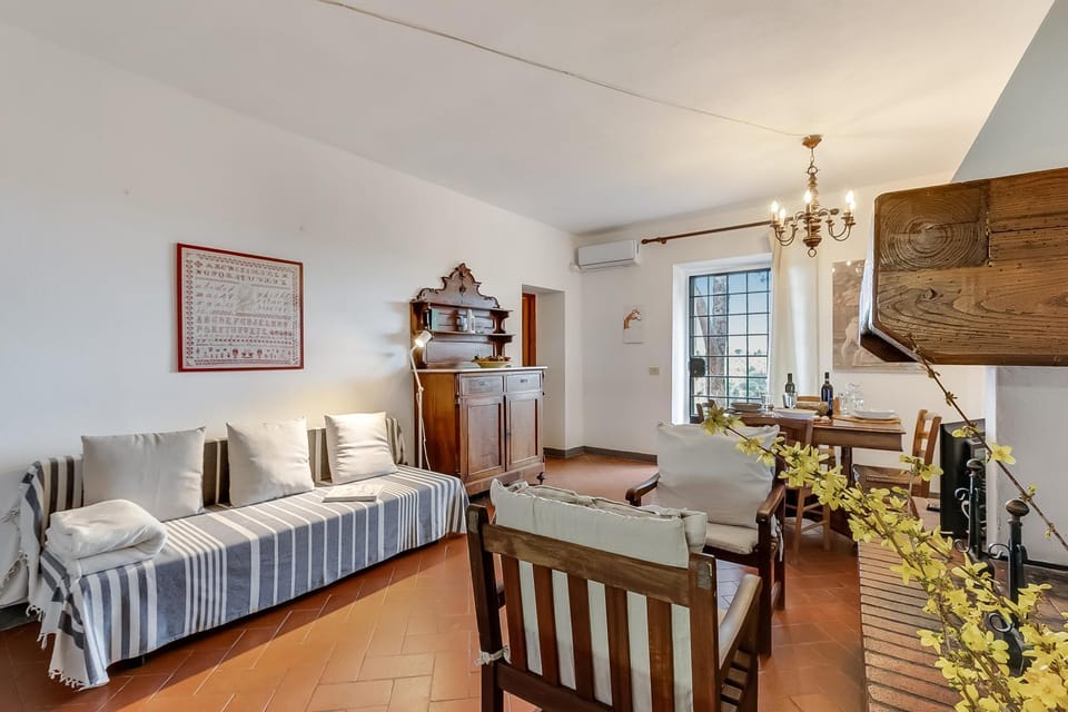 Living room, air conditioner