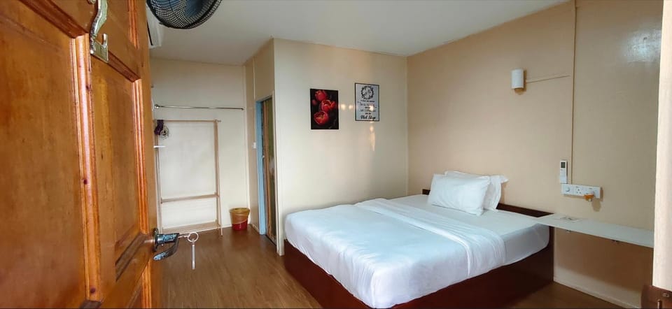 CORAL BEACH room & cafe Vacation rental in Mersing