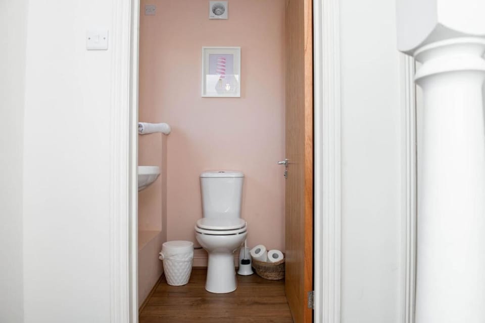 Toilet, Bathroom