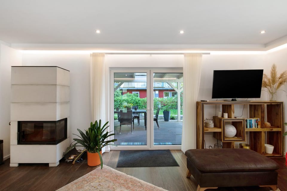 Property building, Living room
