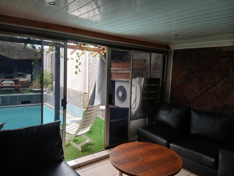 Patio, Pool view, Swimming pool