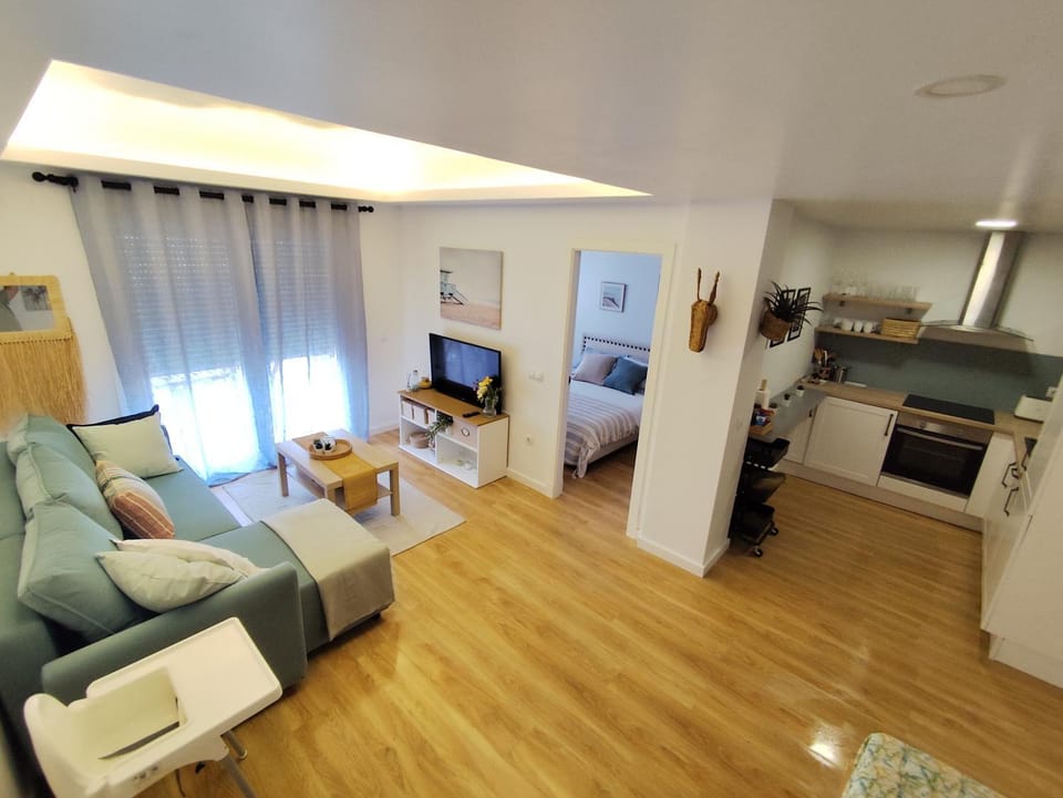TV and multimedia, Dining area
