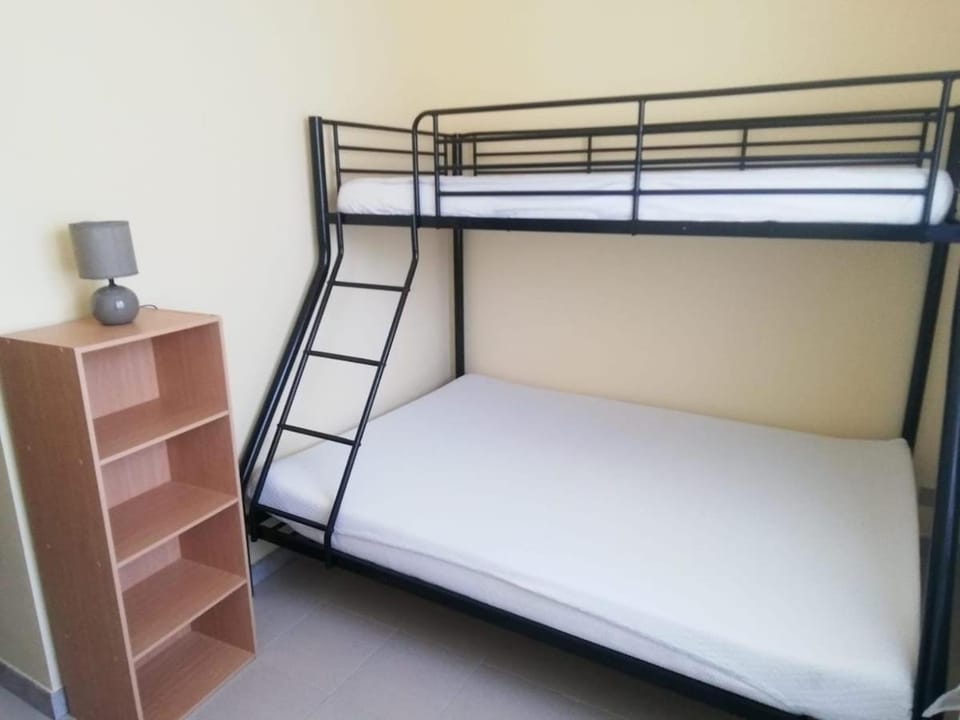 bunk bed