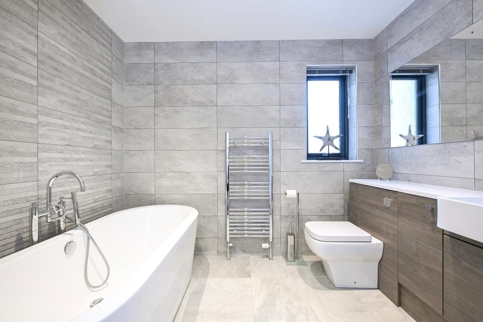 Toilet, Bathroom, Bath