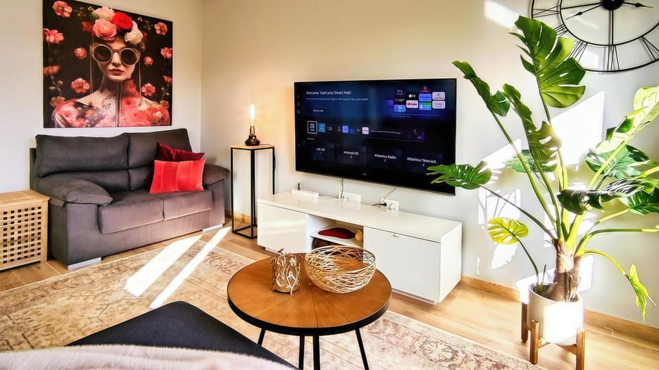 TV and multimedia, Living room, Seating area