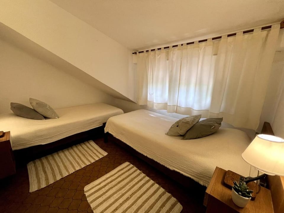 Alcamar House in Villa Gesell