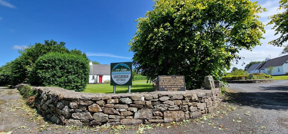 Wild Rowan Cottage - 2 Bedroom House in County Mayo