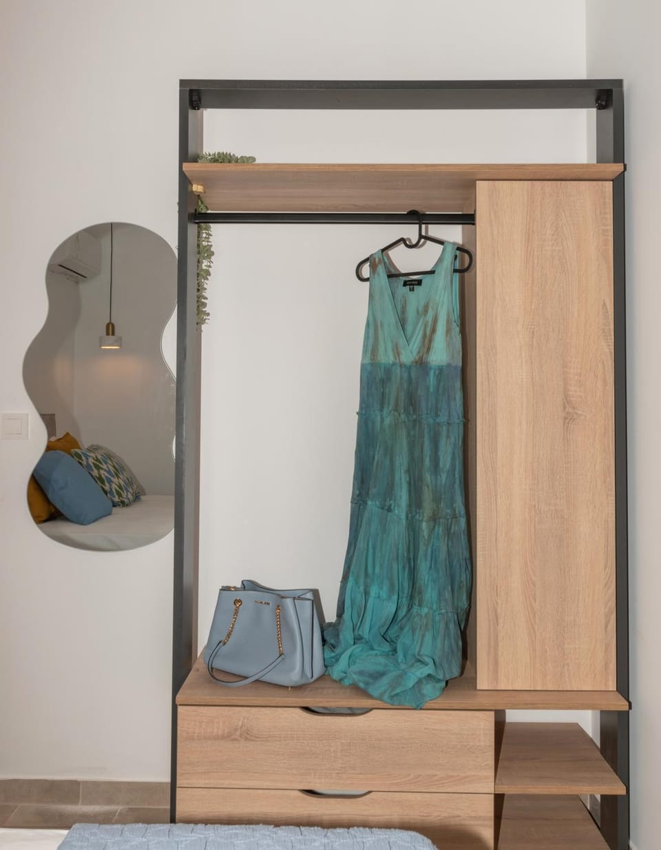 wardrobe
