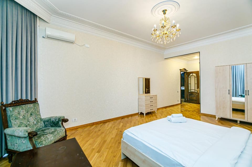 NELL House Apartment in Baku