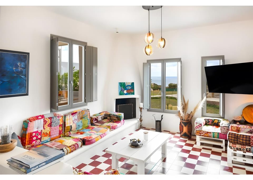 Property building, Living room