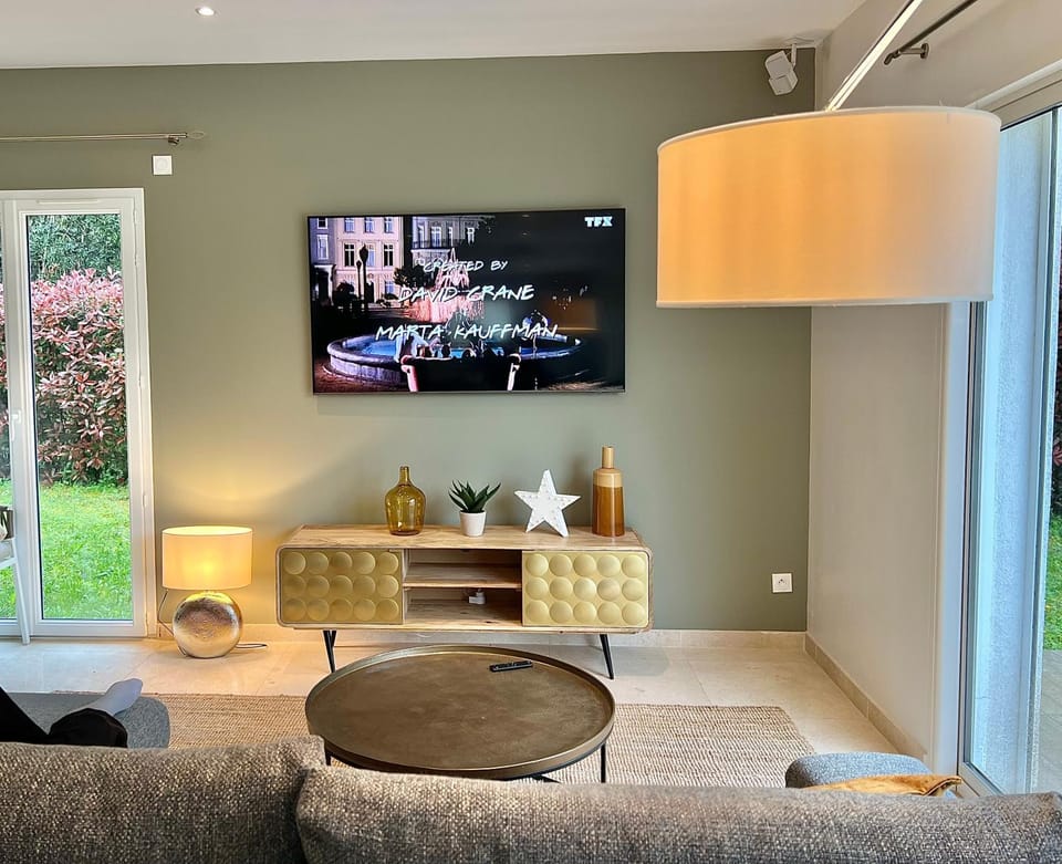 La Villa Blanche Villa in Cavalaire-sur-Mer