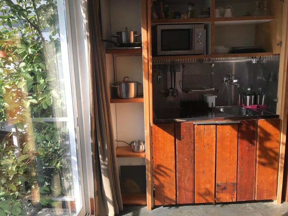 City Center, Sun, Charm with Terrace and Fireplace Apartment in Lisbon