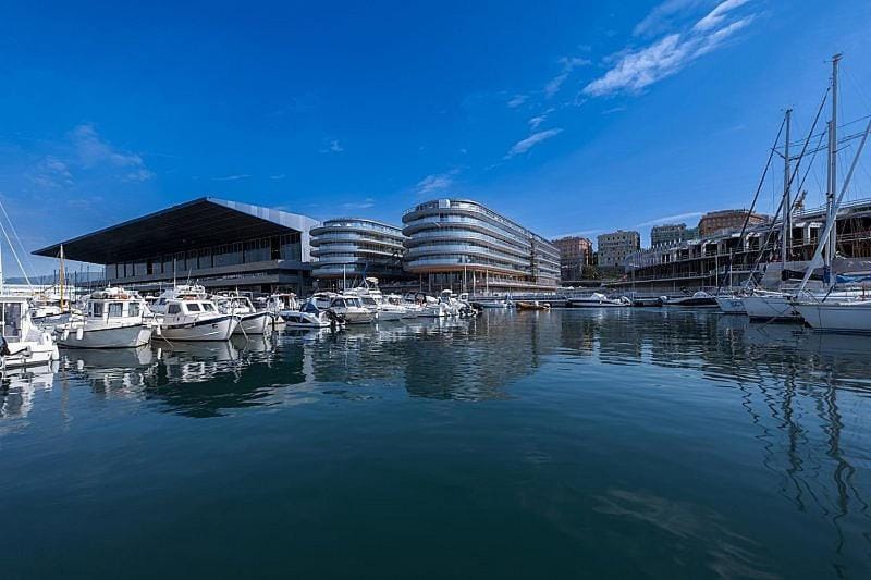 Property building, Sea view