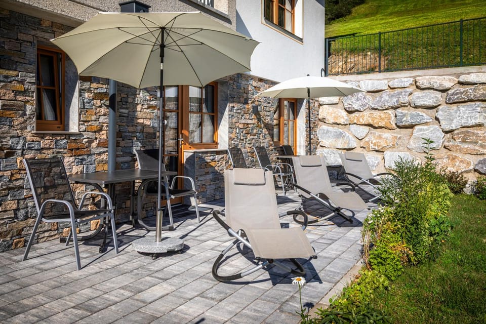 Garden, Balcony/Terrace, Balcony/Terrace